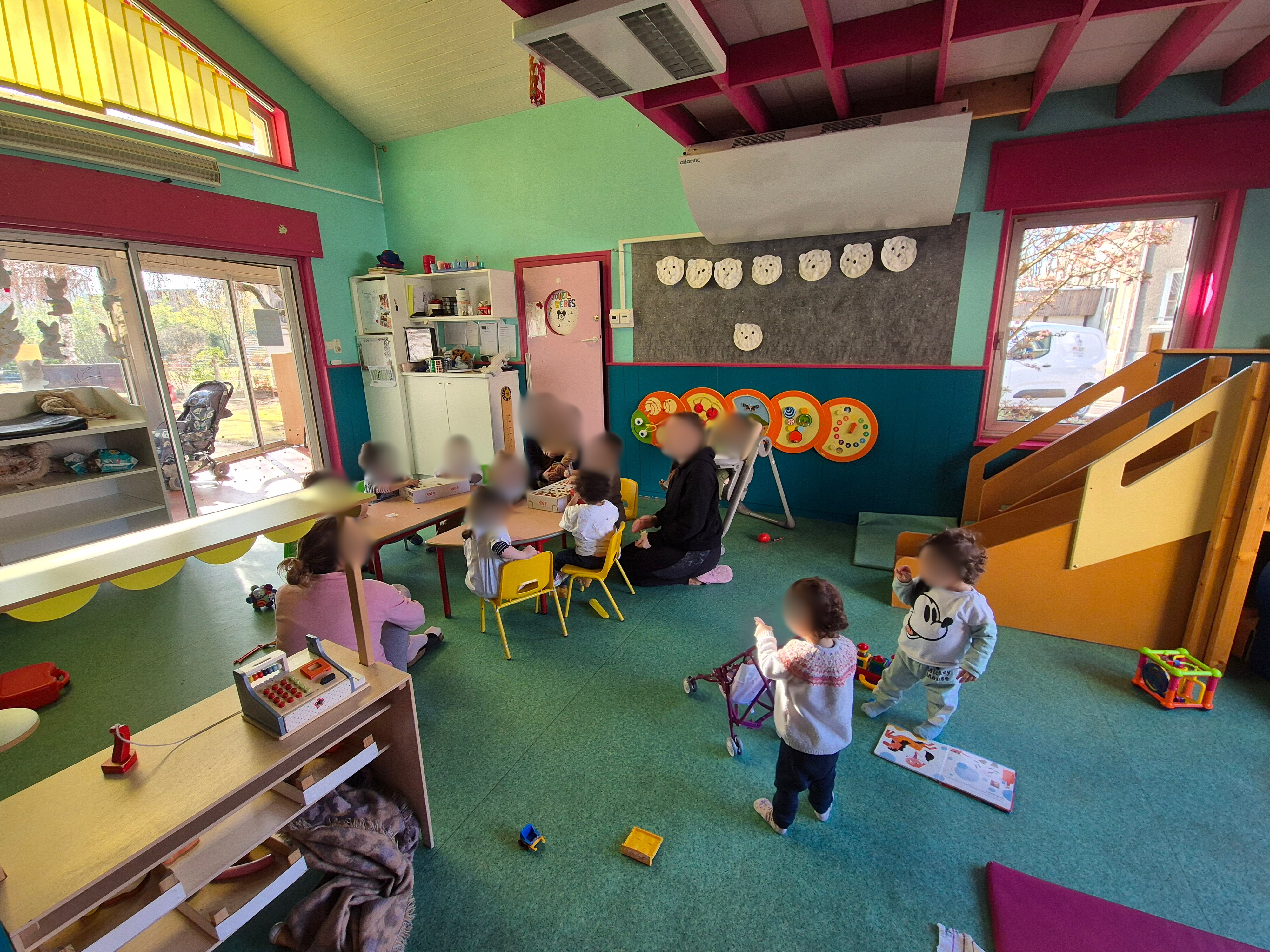 Crèche les pieds dans l'Ô