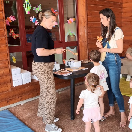 Prévention visuelle : les magasins Écouter Voir sensibilisent les tout-petits dans les crèches