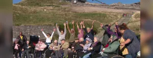 Les résidents de l’Unité protégée des Rives d’Artière au sommet du Puy-de-Dôme