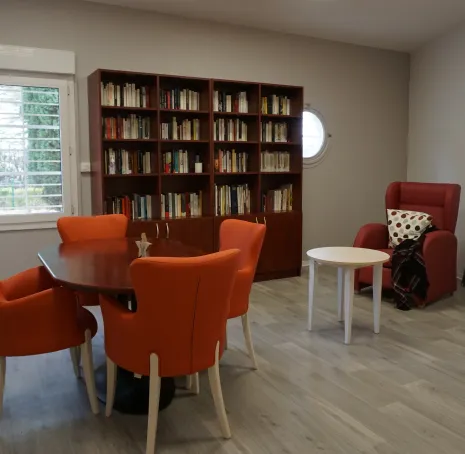photo bibliothèque résidence athéna