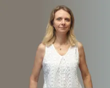 Dr Catherine CHEZ