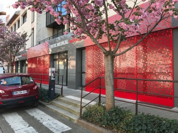 Galerie image 1 sur 9 [CENTRE DENTAIRE MUTUALISTE AÉSIO SANTÉ - ROANNE]
