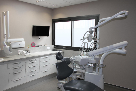 Galerie image 1 sur 7 [CENTRE DENTAIRE MUTUALISTE AÉSIO SANTÉ - MALAUZAT]