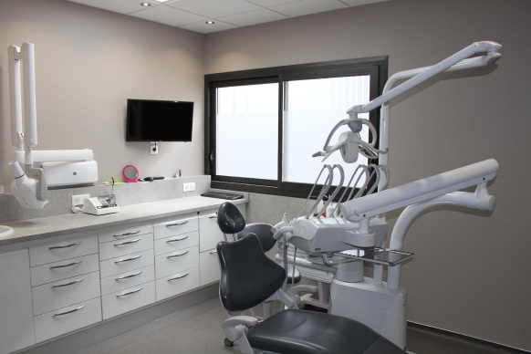 Galerie image 1 sur 9 [CENTRE DENTAIRE MUTUALISTE AÉSIO SANTÉ - MALAUZAT]